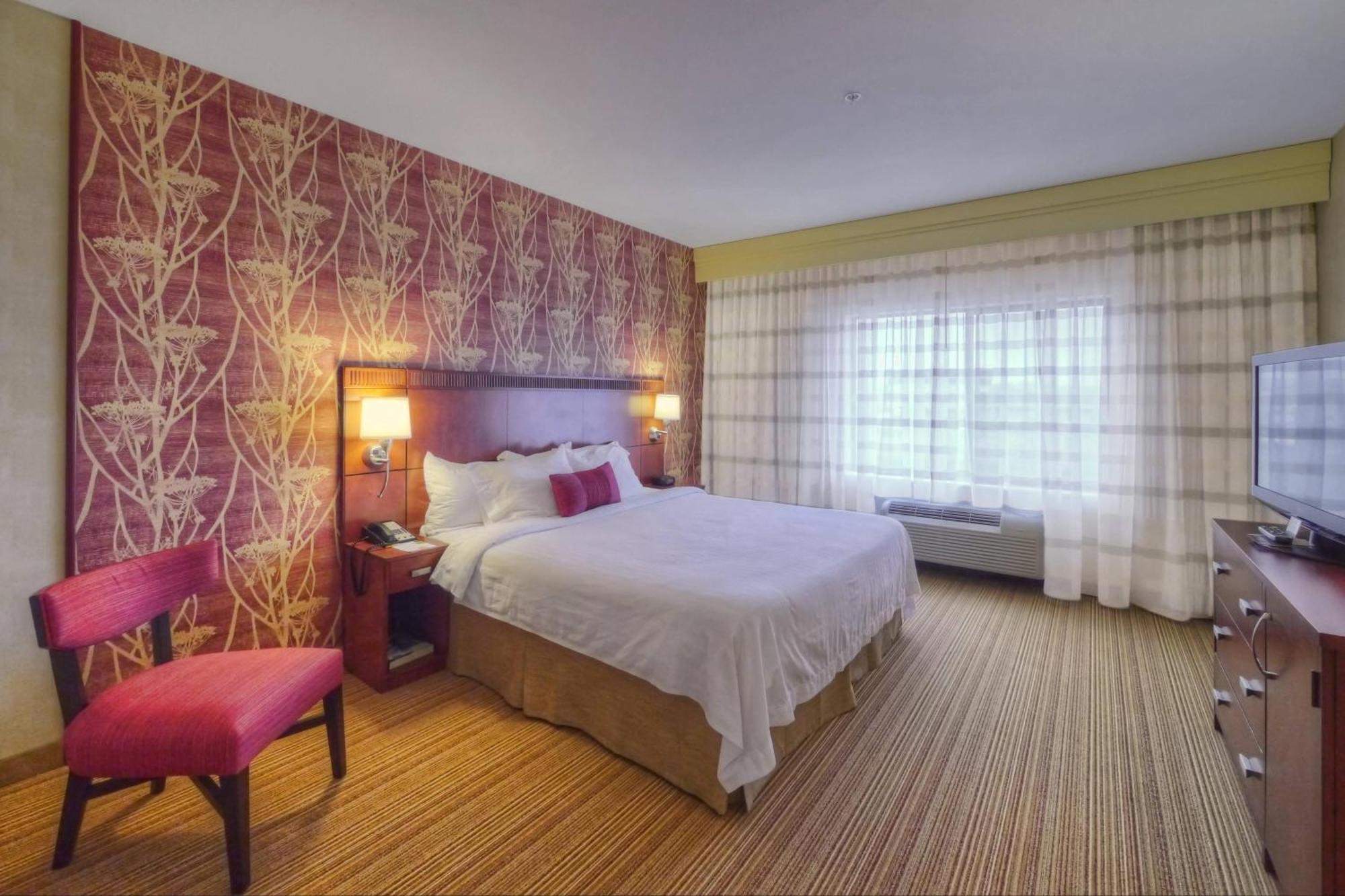 Courtyard Medford Airport Hotel Ngoại thất bức ảnh